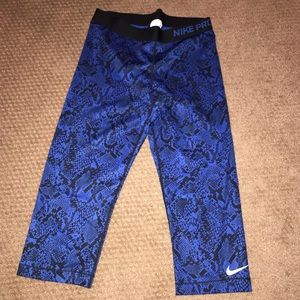 Nike Pro Capri Leggings